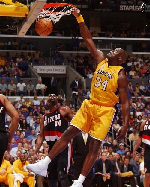 威利·梅斯在名人堂入选仪式上说，他最想念的是在旧金山湾区打球的日子